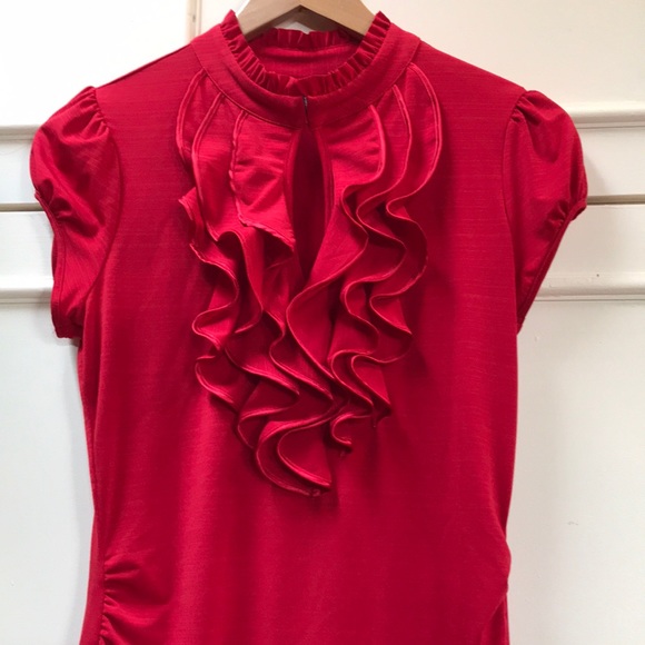 Red blouse - Picture 2 of 4